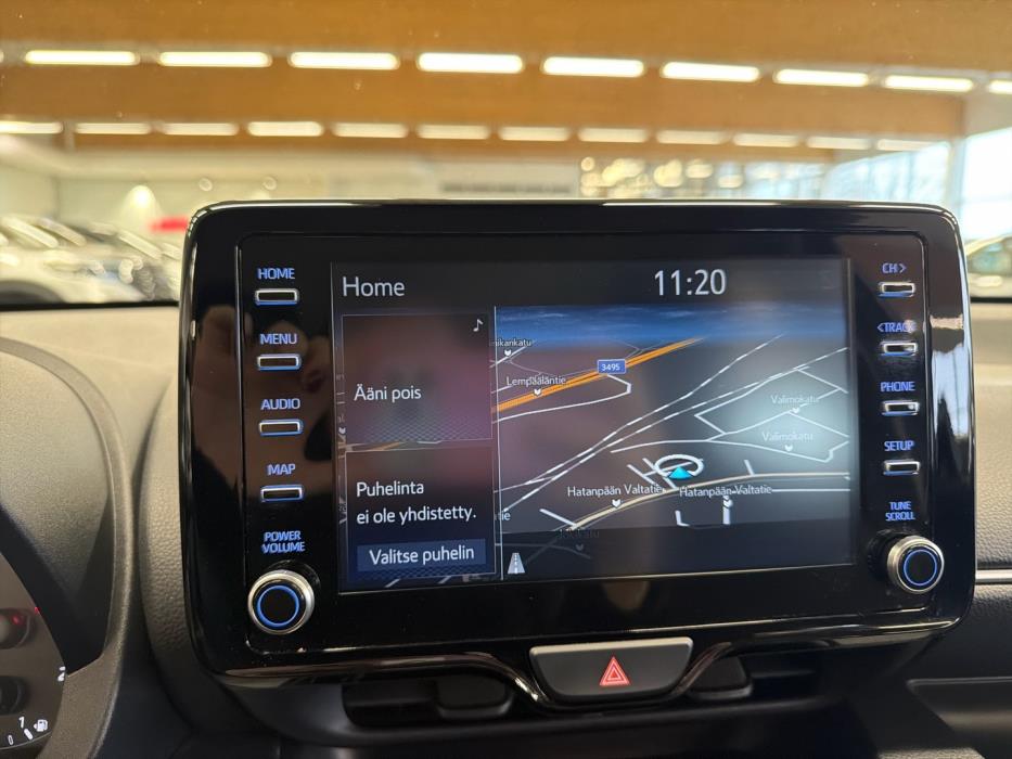 TOYOTA Yaris 2023