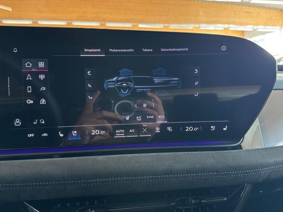 AUDI S6 e-tron 2025