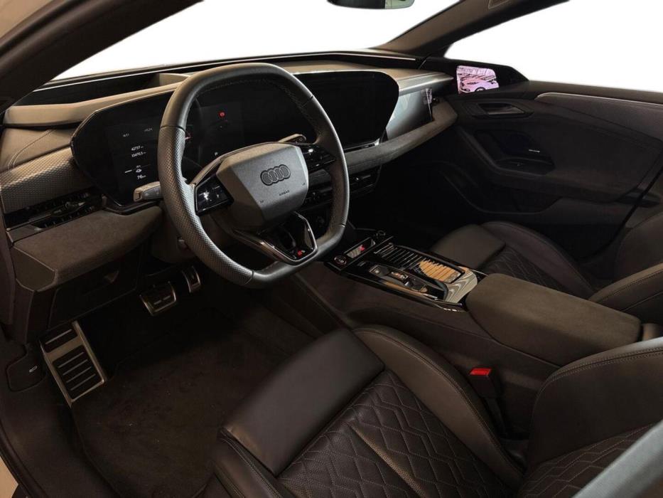 AUDI S6 e-tron 2025