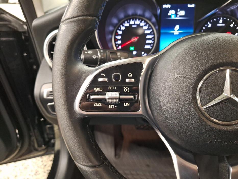 MERCEDES-BENZ C 2020