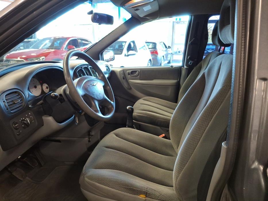 CHRYSLER Voyager 2005