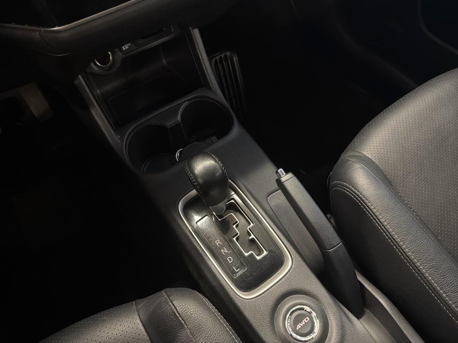 MITSUBISHI Outlander 2013