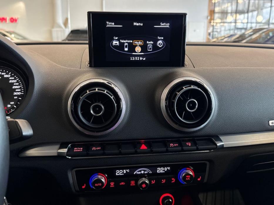 AUDI S3 2015