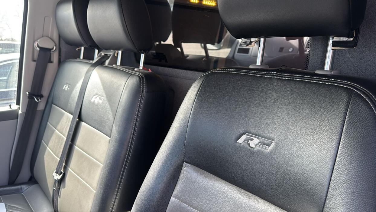 VOLKSWAGEN Transporter 2015