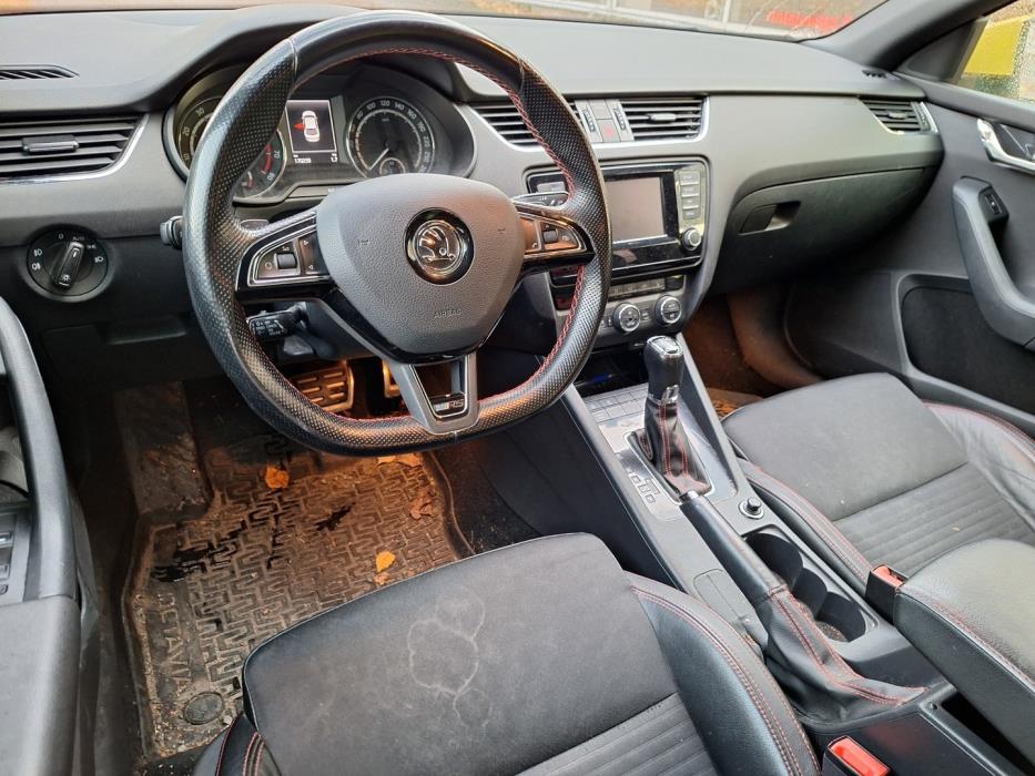 SKODA Octavia 2015