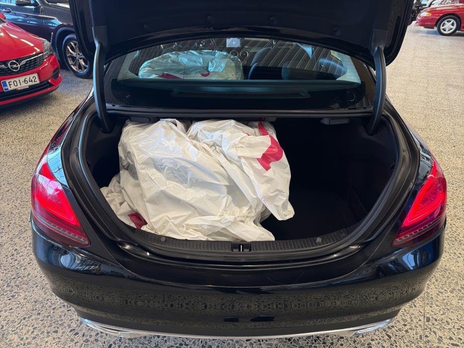 MERCEDES-BENZ C 2019