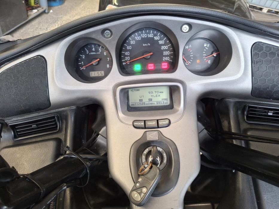 HONDA GL 2001