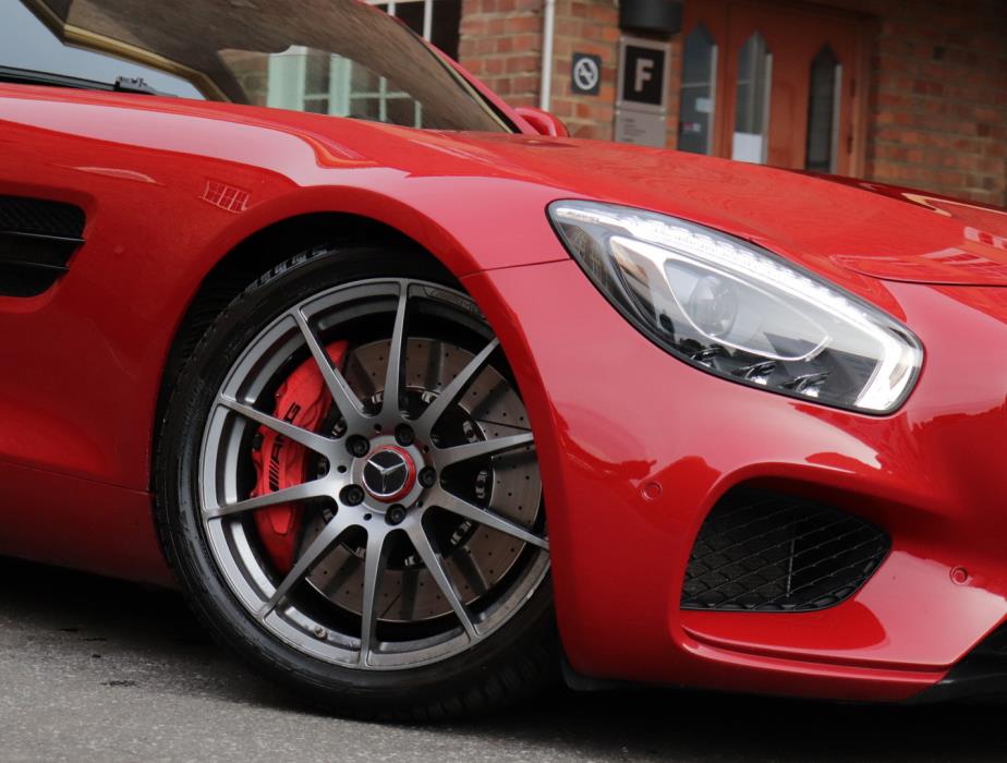 MERCEDES-BENZ AMG GT S 2015