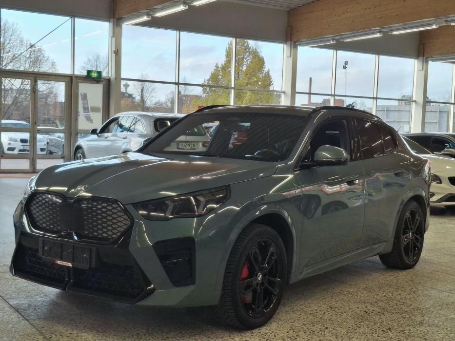 BMW iX2 2025