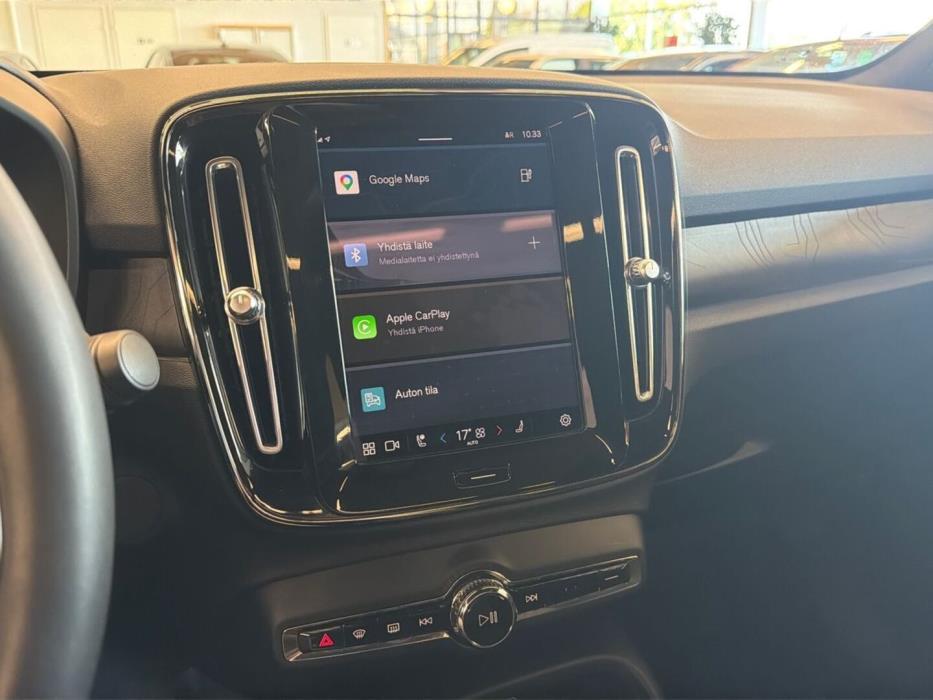 VOLVO C40 2023