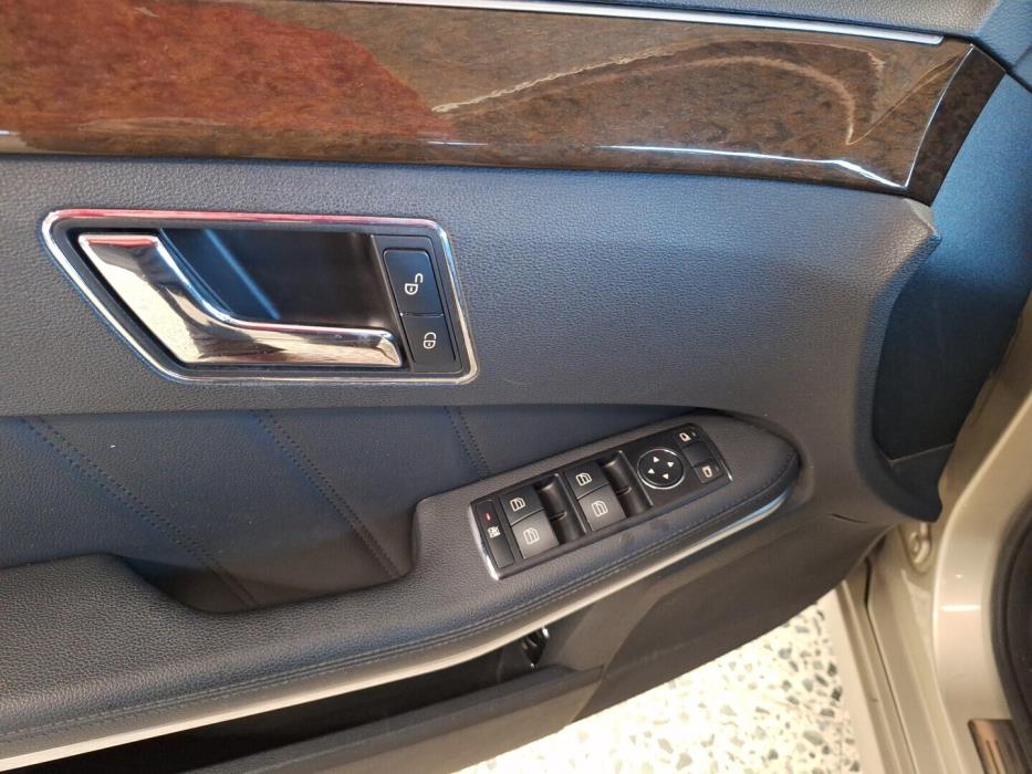 MERCEDES-BENZ E 2010