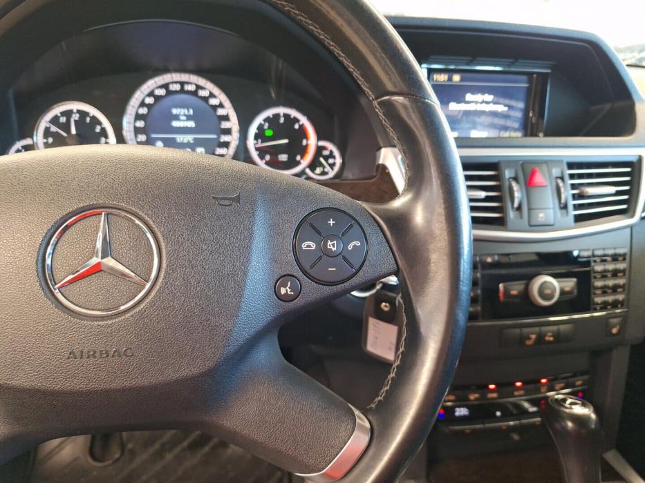 MERCEDES-BENZ E 2010
