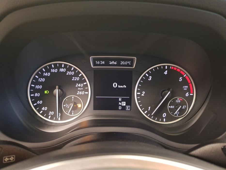 MERCEDES-BENZ B 2012