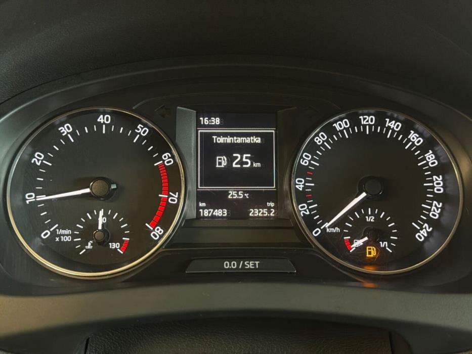 SKODA Rapid 2016