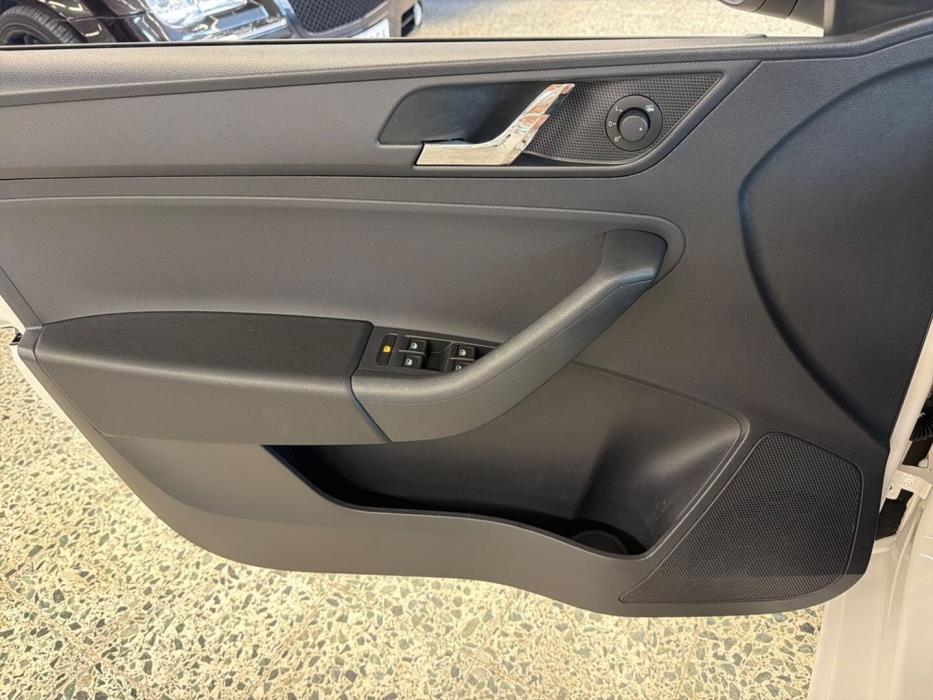 SKODA Rapid 2016