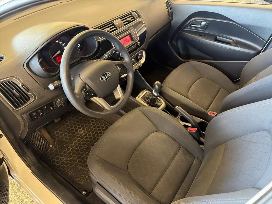 KIA Rio 2015