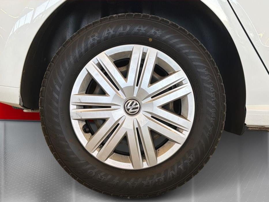 VOLKSWAGEN Polo 2017
