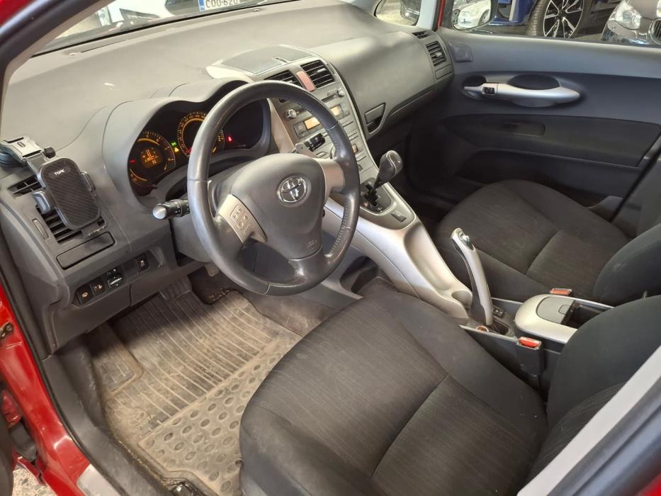 TOYOTA Auris 2007