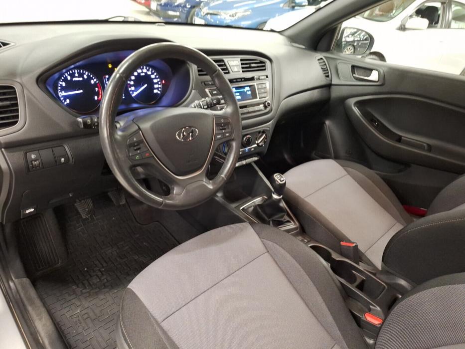 HYUNDAI i20 5d 2018