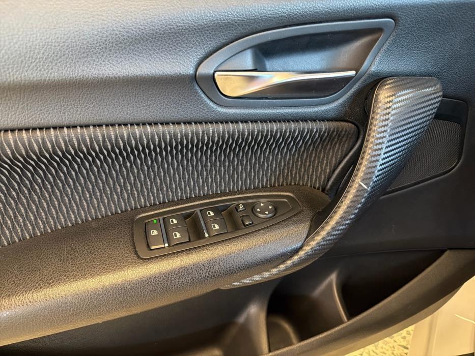 BMW 118 2018