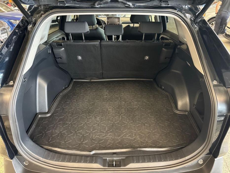 TOYOTA RAV4 2021