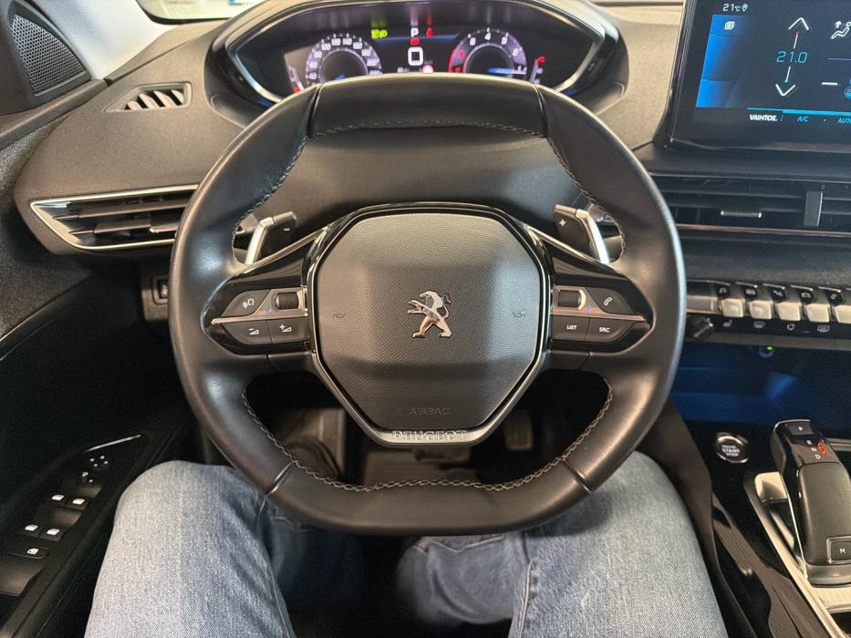 PEUGEOT 3008 2022