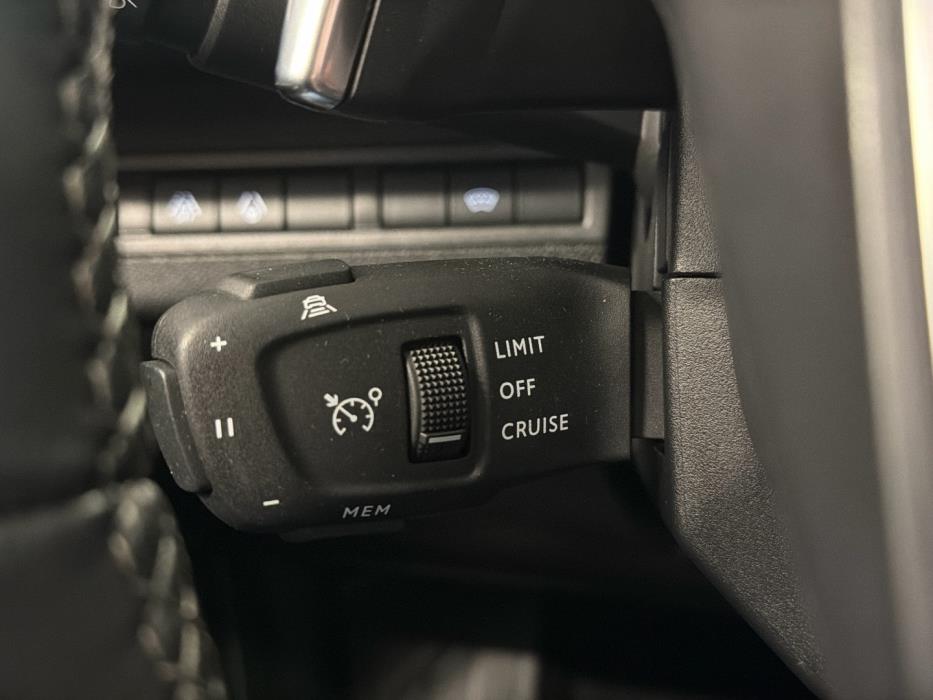 PEUGEOT 3008 2022