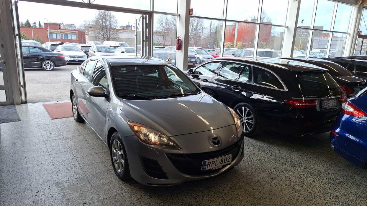 MAZDA Mazda3 2010