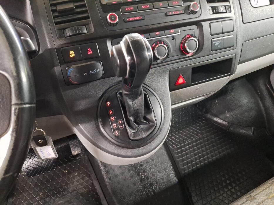 VOLKSWAGEN Transporter 2013