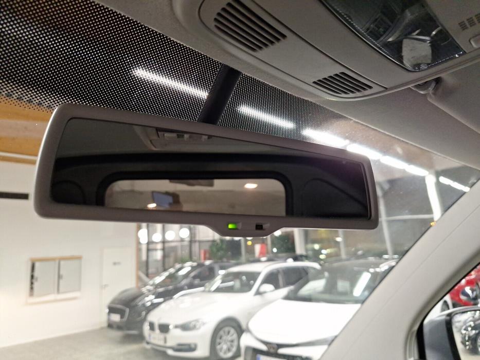 VOLKSWAGEN Transporter 2013