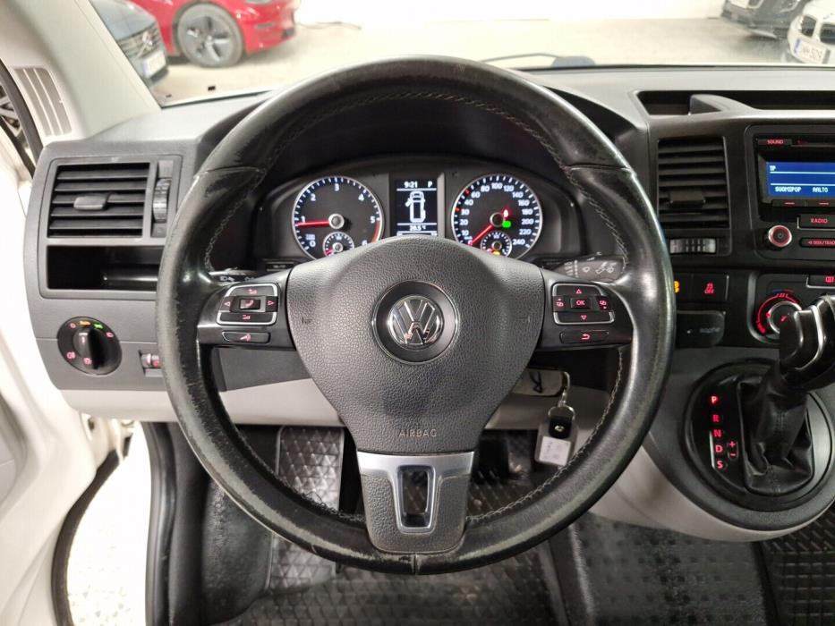 VOLKSWAGEN Transporter 2013
