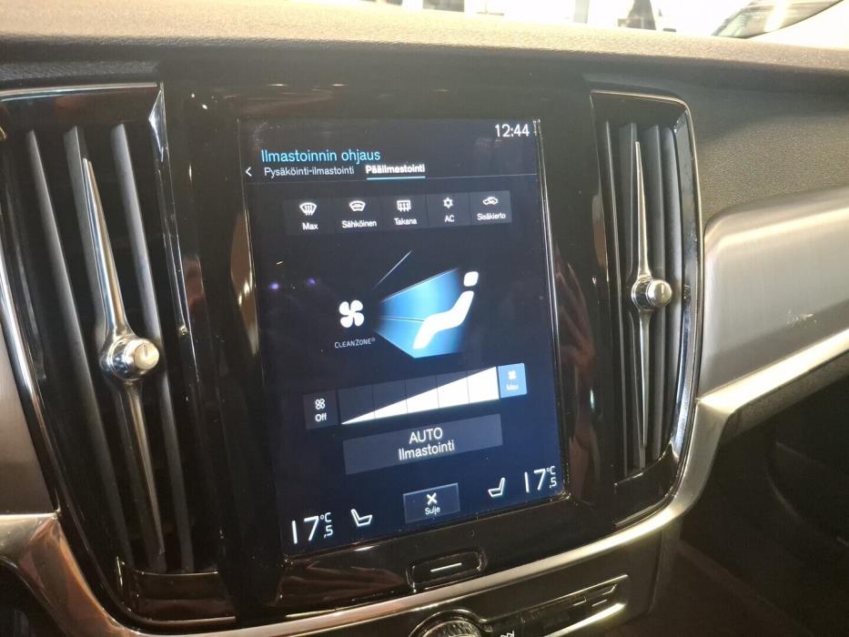VOLVO V90 2017