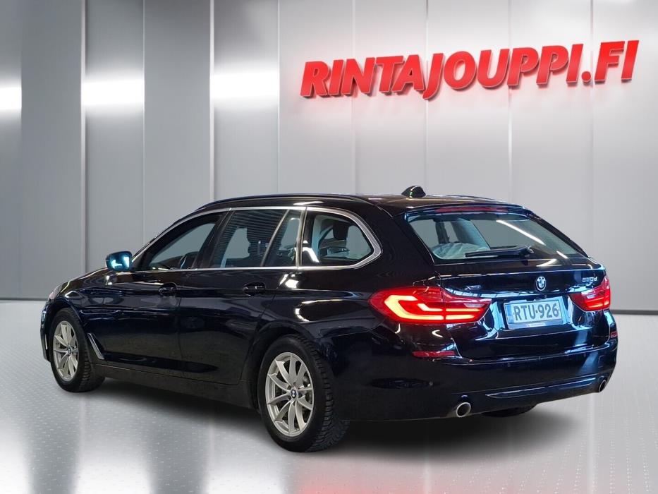 BMW 520 2019