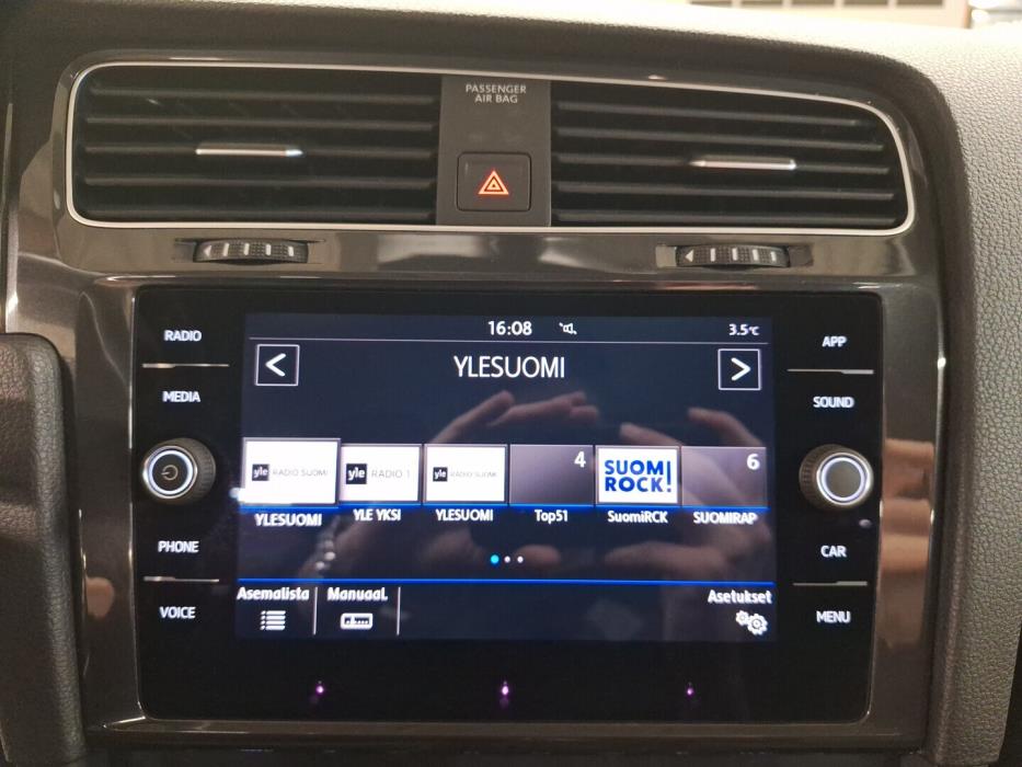 VOLKSWAGEN Golf 2019