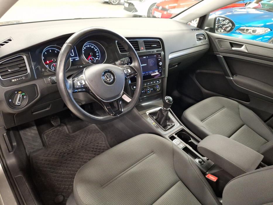 VOLKSWAGEN Golf 2019