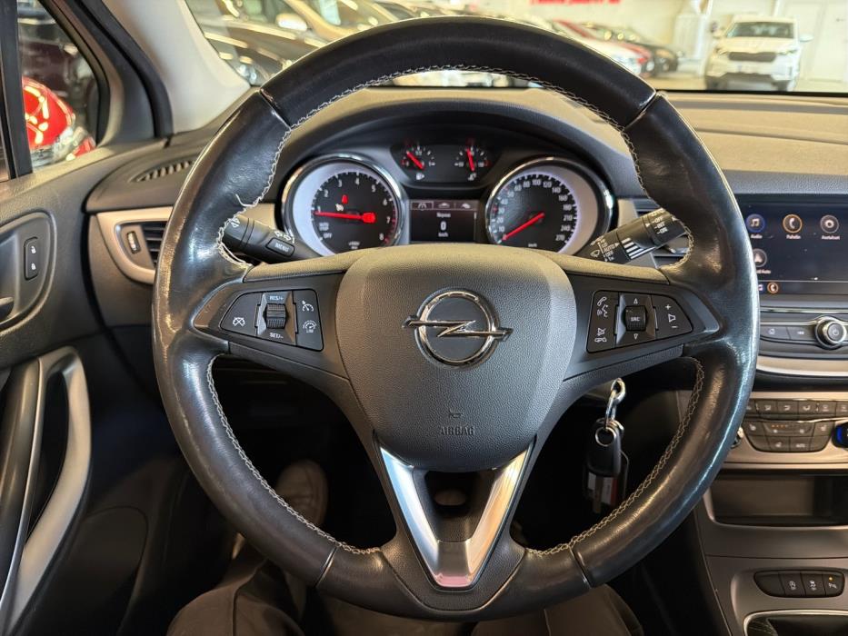 OPEL Astra 2021