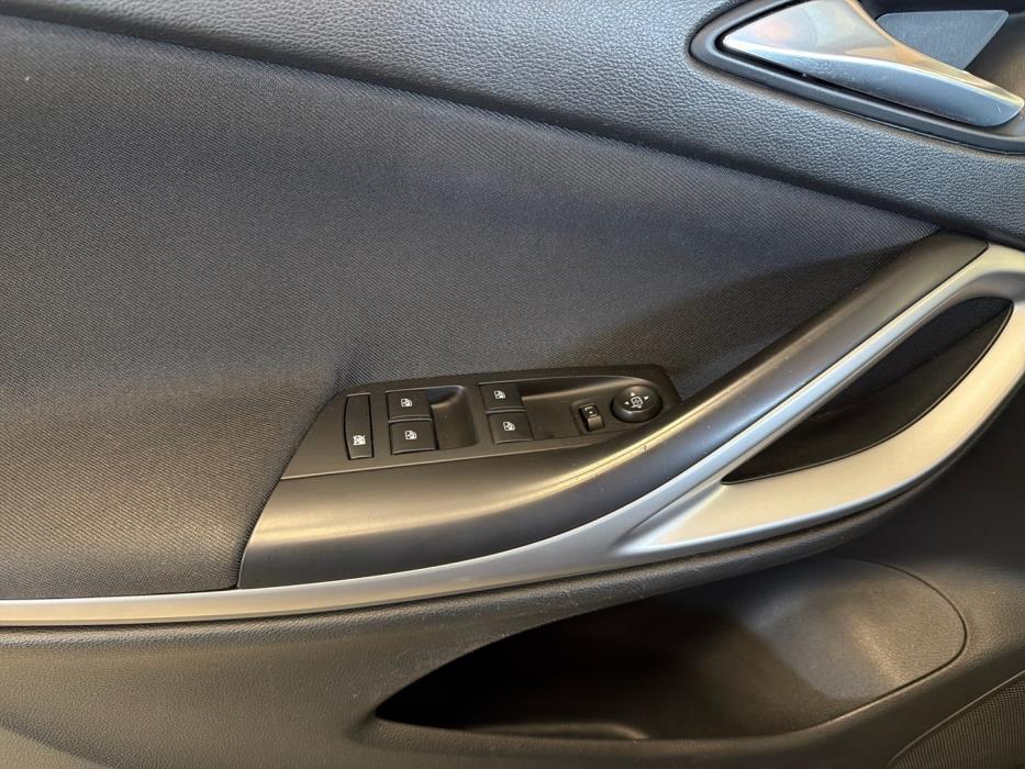 OPEL Astra 2021