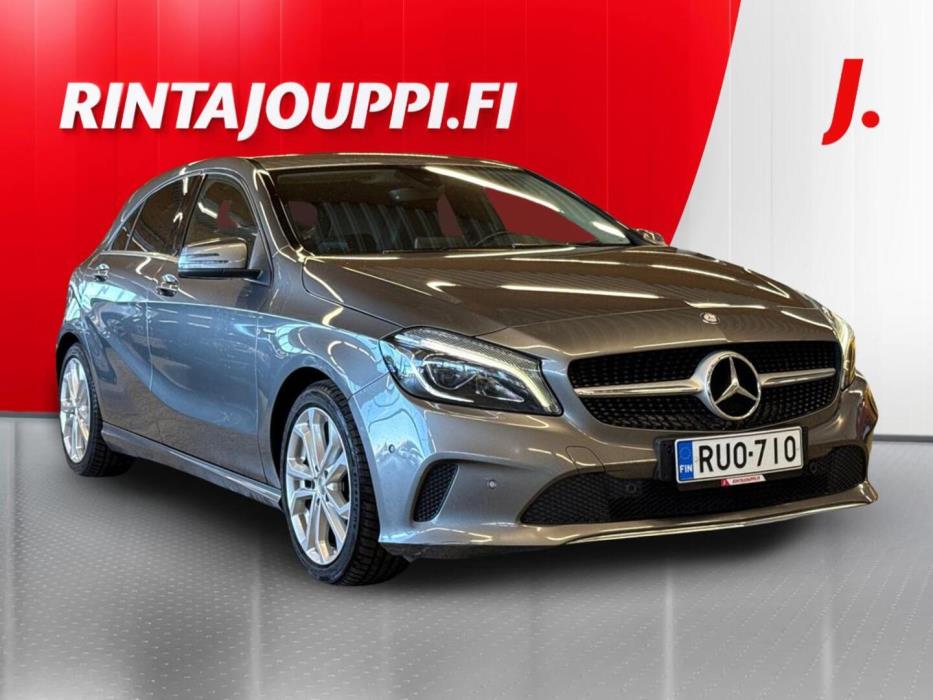 MERCEDES-BENZ A 2017
