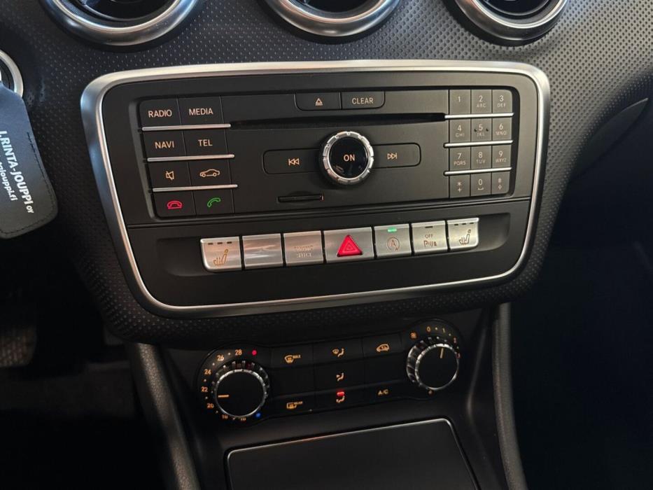 MERCEDES-BENZ A 2017
