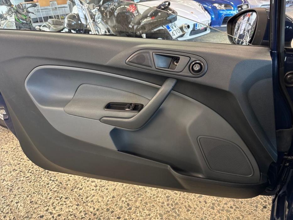 FORD Fiesta 2010