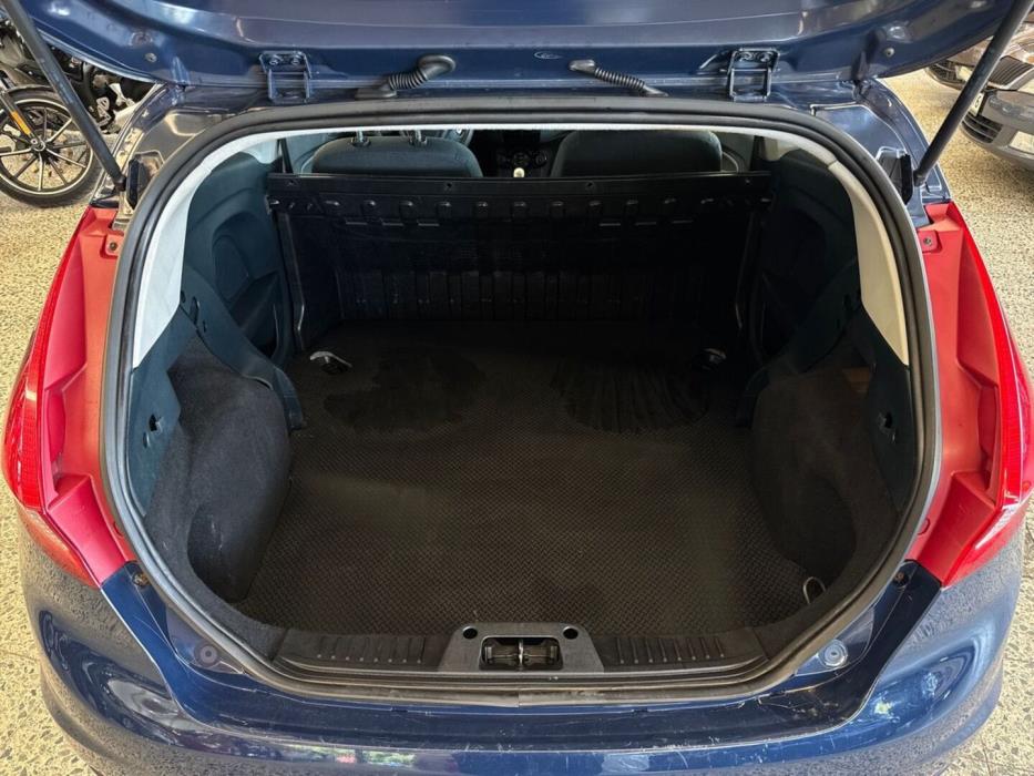 FORD Fiesta 2010