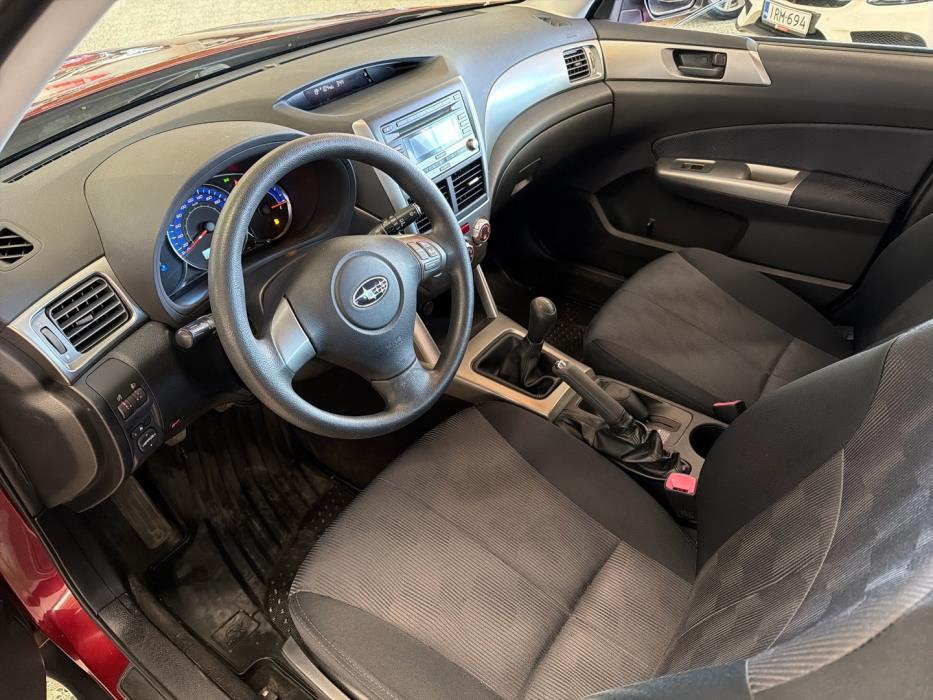SUBARU Forester 2009