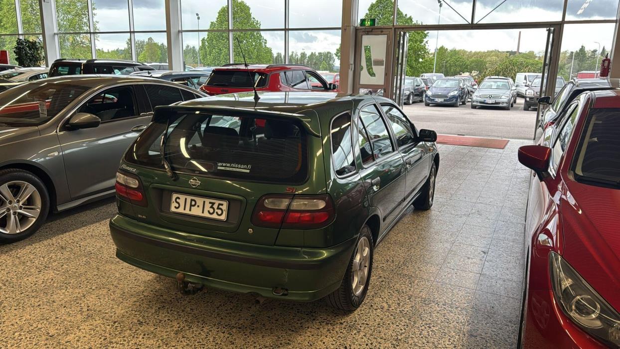 NISSAN Almera 1999