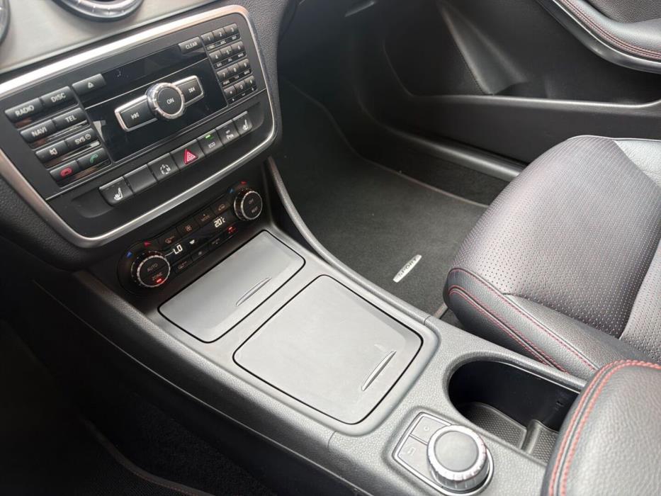 MERCEDES-BENZ CLA 2015