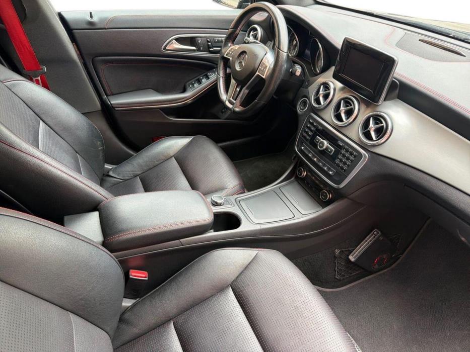 MERCEDES-BENZ CLA 2015