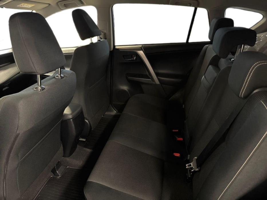 TOYOTA RAV4 2016