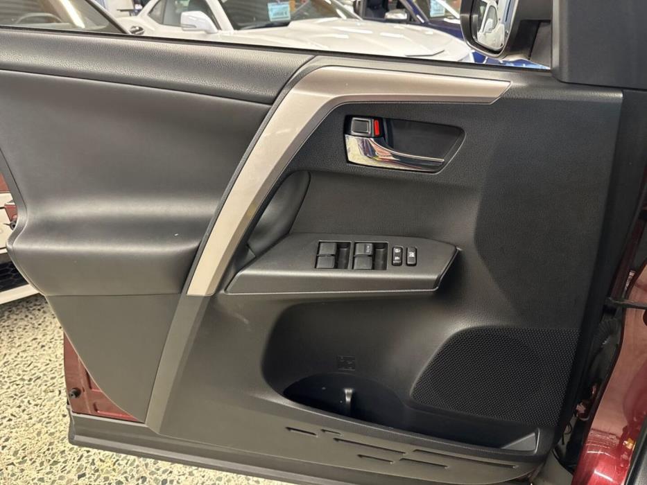 TOYOTA RAV4 2016