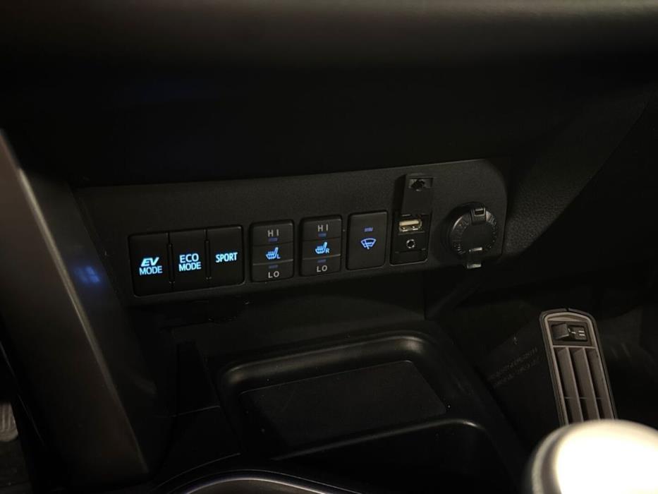 TOYOTA RAV4 2016
