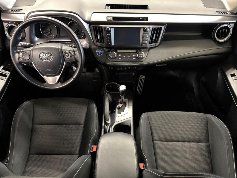 TOYOTA RAV4 2016