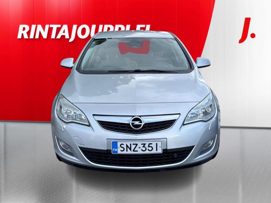 OPEL Astra 2010